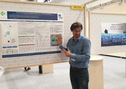 Lukas Loeschner EGU